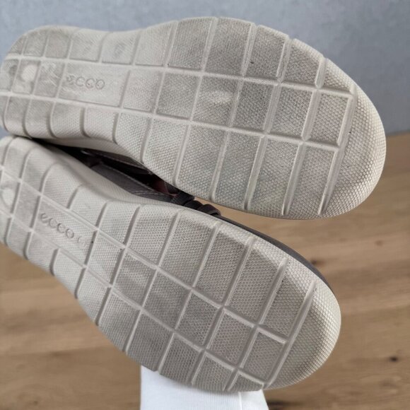 Ecco Womens Babett Criss Cross Mary Jane Flats Size 37 Pewter Strappy Leather - Picture 13 of 15